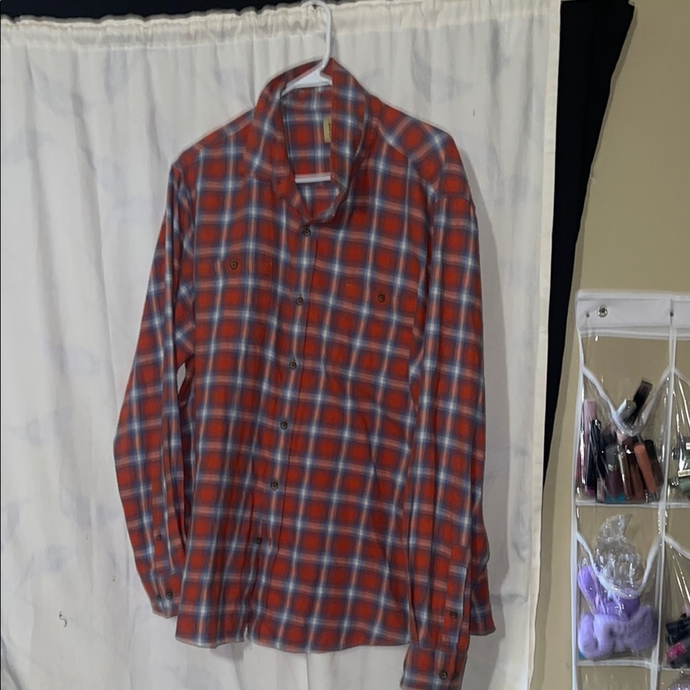 True Craft Women's Red and Blue Plaid Button-Down Shirt